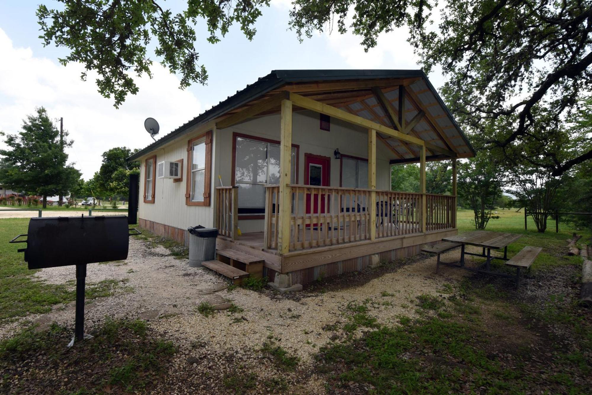 River Bluff Cabins Rio Frio Zewnętrze zdjęcie
