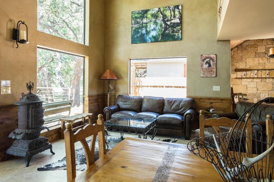 River Bluff Cabins Rio Frio Pokój zdjęcie