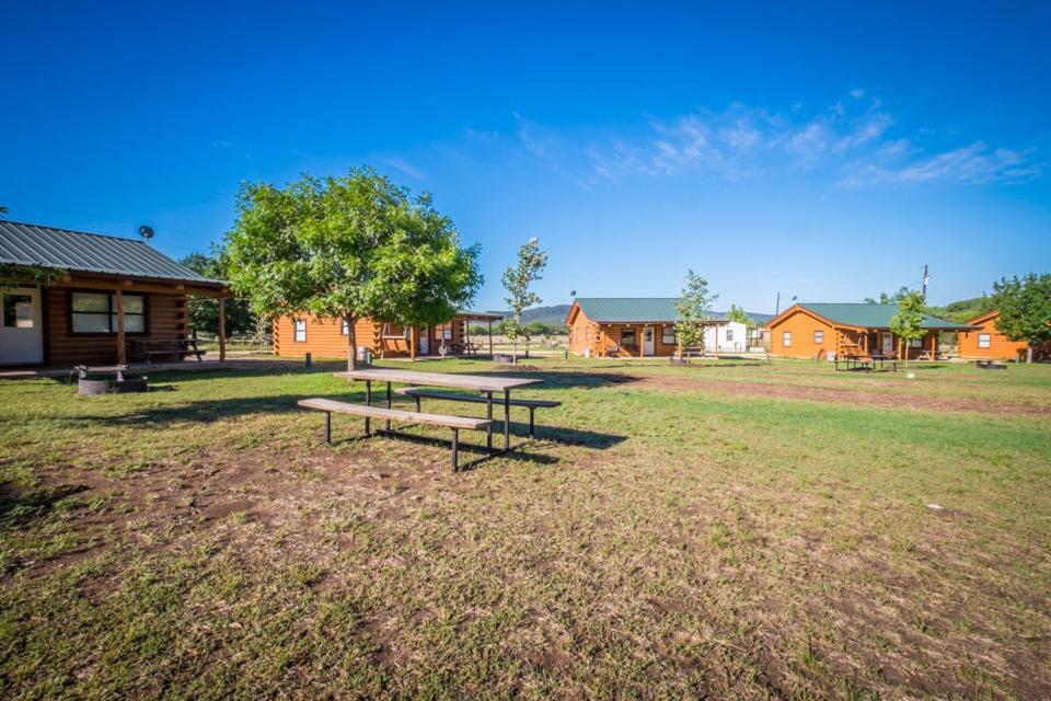 River Bluff Cabins Rio Frio Pokój zdjęcie