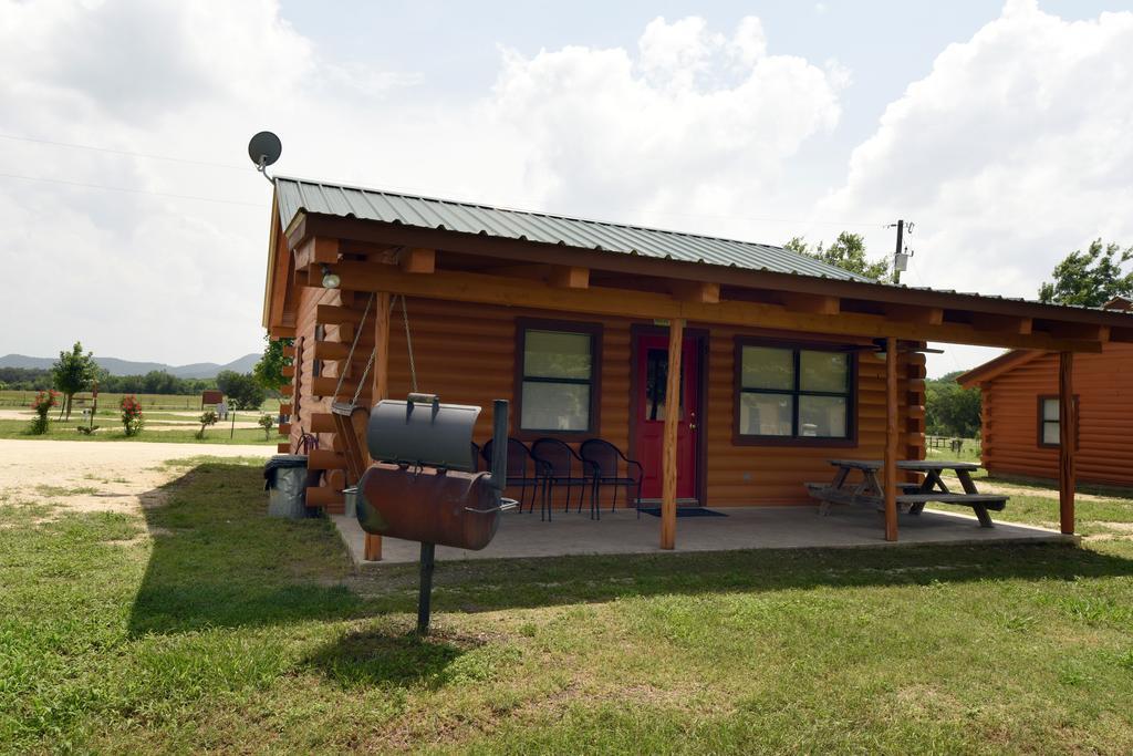 River Bluff Cabins Rio Frio Zewnętrze zdjęcie