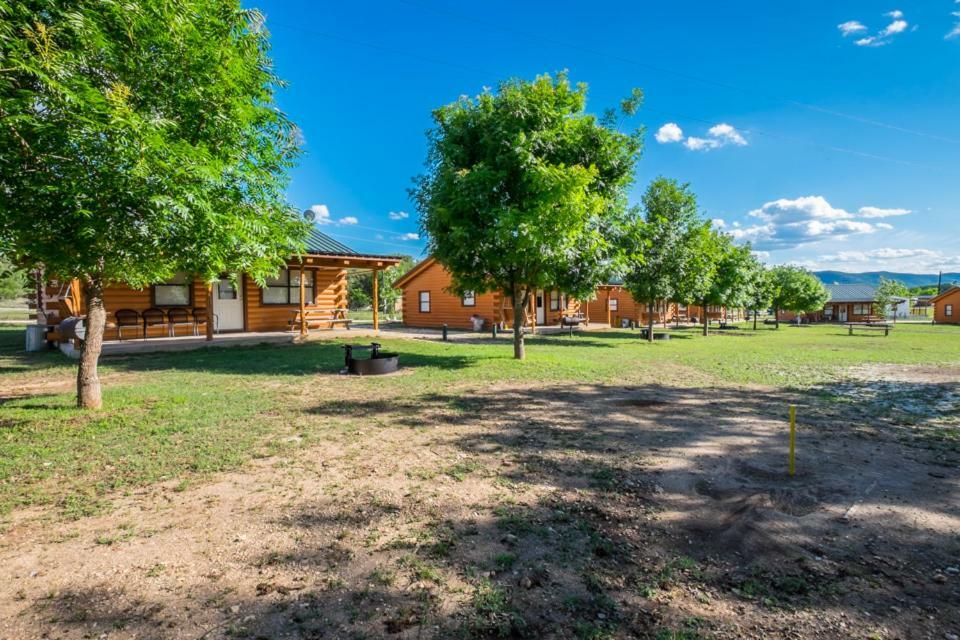 River Bluff Cabins Rio Frio Zewnętrze zdjęcie